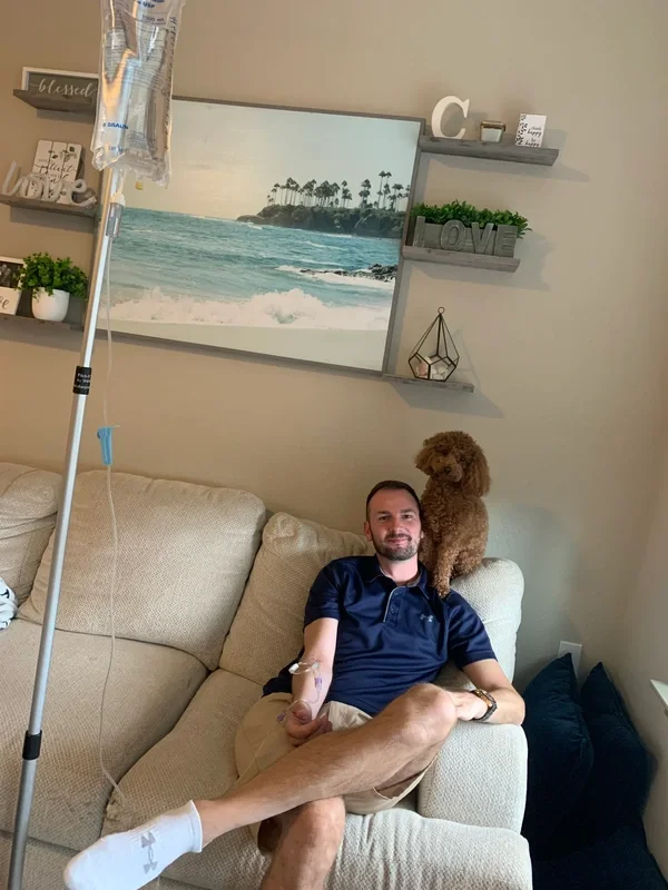 Customized IV vitamin and mineral therapy session