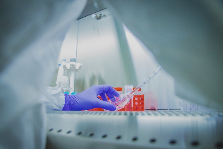 Equipo avanzado de investigación de células madre en VIVO CELLS